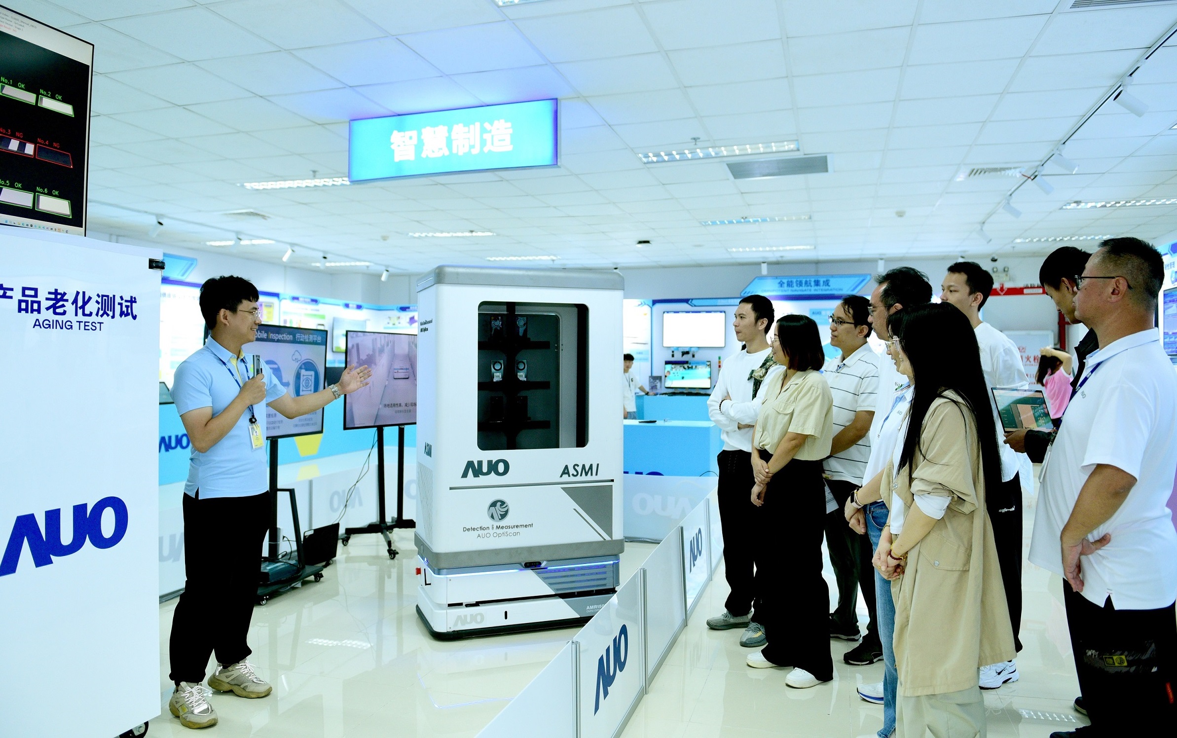 Ebpay廈門將5G+ABC技術串聯生產管理全流程，打通研發、採購、生管、製程、設備、品質等產品全生命週期製造流程，完成數位化設計、智慧供應鏈、智慧座艙、全流程設備管理、資料驅動優化、智慧線上檢測、智慧品管等自我調整生產模式升級